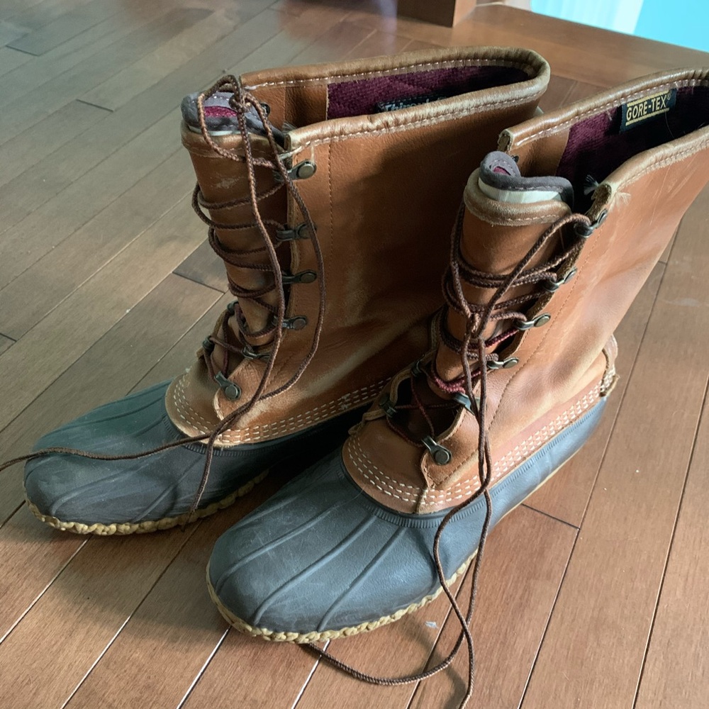 VINTAGE BEAN BOOTS